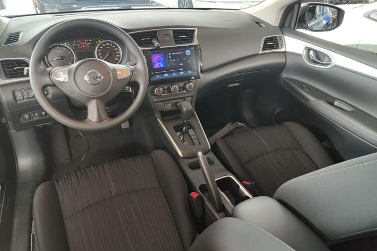 Used Nissan Sylphy 2024 Classic 1.6XE CVT Comfort Edition Center Console