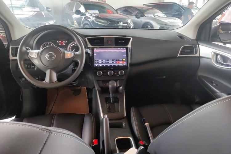 Used Nissan Sylphy 2024 Classic 1.6XE CVT Comfort Edition Center Console