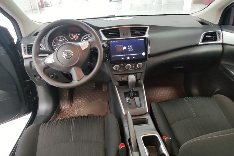 Used Nissan Sylphy 2024 Classic 1.6XE CVT Comfort Edition Center Console