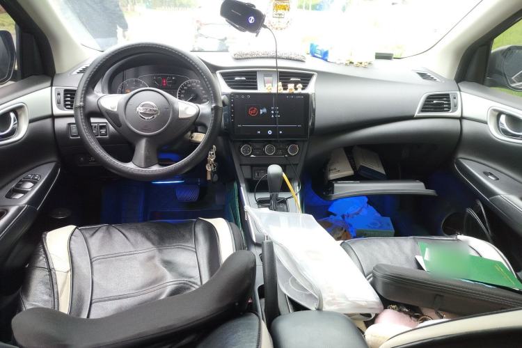 Used Nissan Sylphy 2024 Classic 1.6XE CVT Comfort Edition Center Console