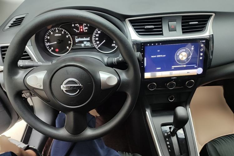 Used Nissan Sylphy 2024 Facelifted Three Classic 1.6XE CVT Comfort Edition Center Console