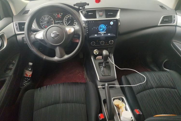 Used Nissan Sylphy 2024 Classic 1.6XE CVT Comfort Edition Center Console