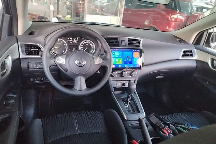 Used Nissan Sylphy 2024 Classic 1.6XE CVT Comfort Edition Center Console