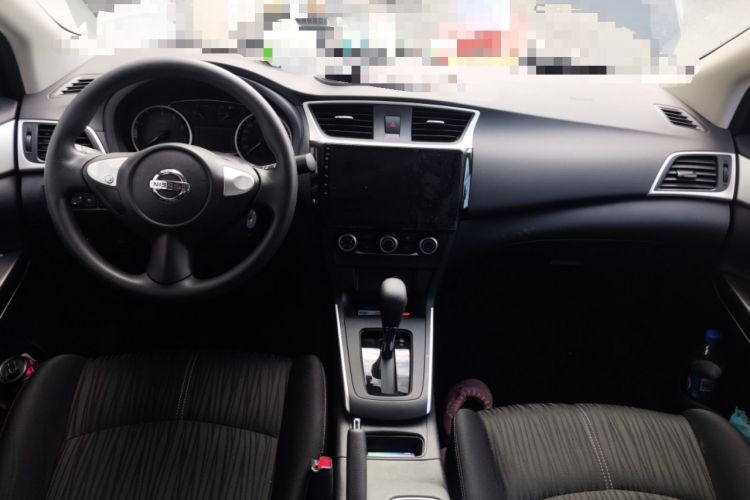 Used Nissan Sylphy 2024 Restyled Version 2 Classic 1.6XE CVT Comfort Edition Center Console
