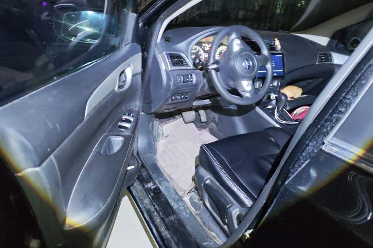 Used Nissan Sylphy 2024 Classic 1.6XE CVT Comfort Edition Driver Seat