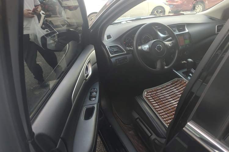 Used Nissan Sylphy 2024 Classic 1.6XE CVT Comfort Edition Driver Seat