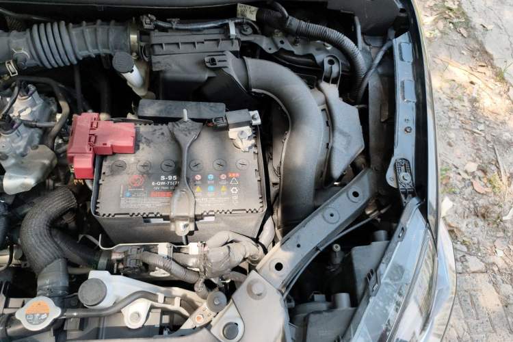 Used Nissan Sylphy 2024 Classic 1.6XL CVT Luxury Edition Engine Bay Left