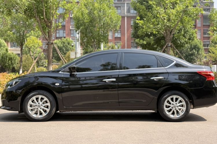 Used Nissan Sylphy 2024 Facelifted Three Classic 1.6XE CVT Comfort Edition Exterior 3