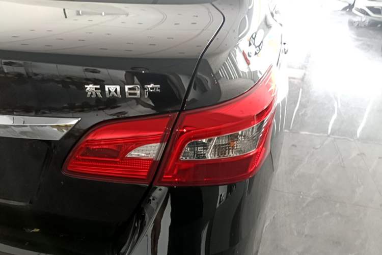 Used Nissan Sylphy 2024 Facelifted Three Classic 1.6XE CVT Comfort Edition Exterior 3