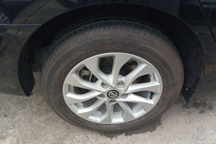 Used Nissan Sylphy 2024 Restyled Version 2 Classic 1.6XE CVT Comfort Edition Exterior 5