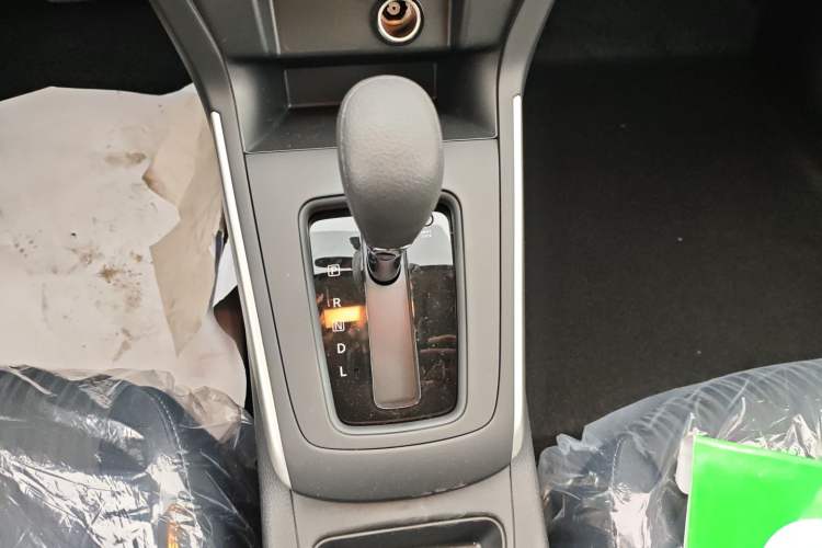 Used Nissan Sylphy 2024 Facelifted Three Classic 1.6XE CVT Comfort Edition Gear Lever