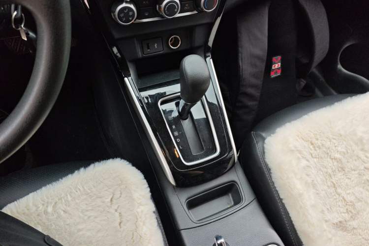 Used Nissan Sylphy 2024 Classic 1.6XL CVT Luxury Edition Gear Lever