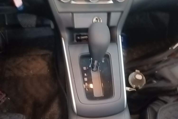 Used Nissan Sylphy 2024 Restyled Version 2 Classic 1.6XE CVT Comfort Edition Gear Lever