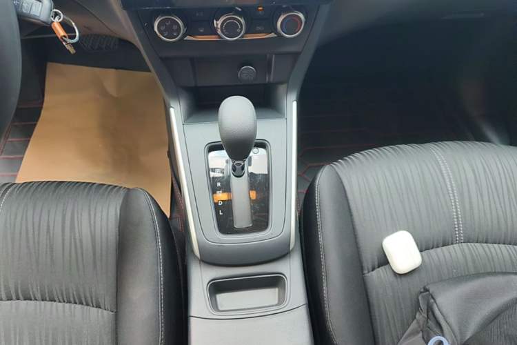 Used Nissan Sylphy 2024 Restyled Version 2 Classic 1.6XE CVT Comfort Edition Gear Lever