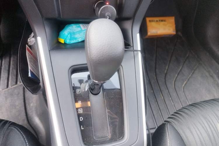 Used Nissan Sylphy 2024 Restyled Version 2 Classic 1.6XE CVT Comfort Edition Gear Lever