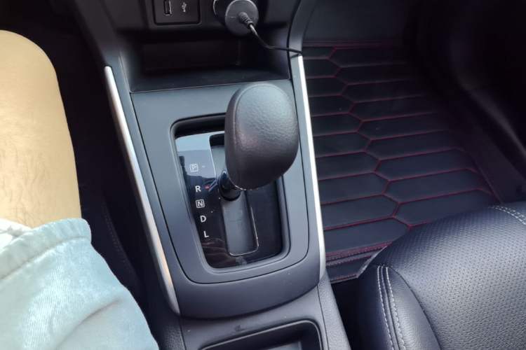 Used Nissan Sylphy 2024 Classic 1.6XE+ CVT Large-Screen Version Gear Lever