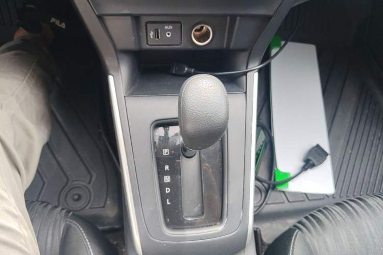 Used Nissan Sylphy 2024 Classic 1.6XE CVT Comfort Edition Gear Lever