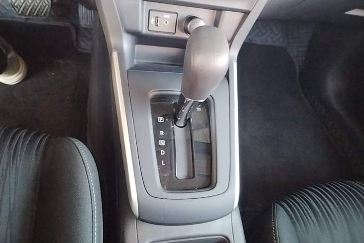 Used Nissan Sylphy 2024 Classic 1.6XE CVT Comfort Edition Gear Lever