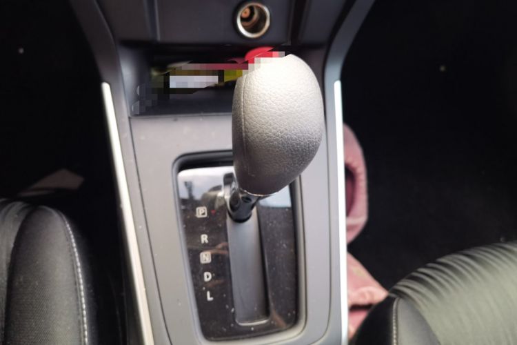 Used Nissan Sylphy 2024 Restyled Version 2 Classic 1.6XE CVT Comfort Edition Gear Lever
