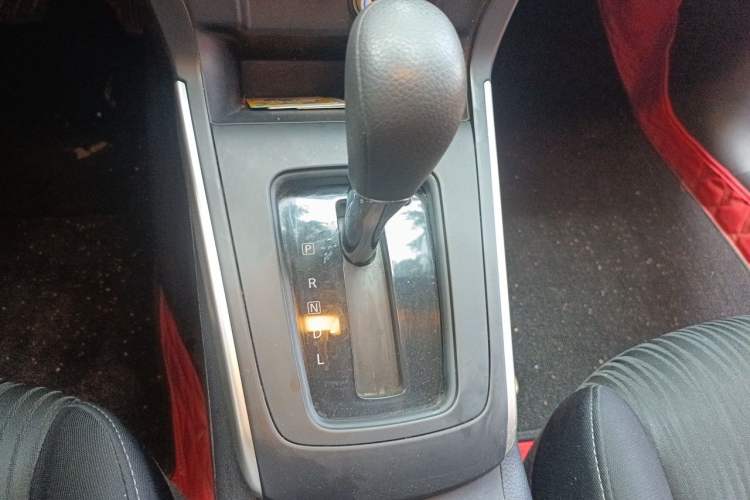 Used Nissan Sylphy 2024 Restyled Version 2 Classic 1.6XE CVT Comfort Edition Gear Lever