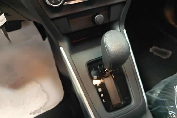 Used Nissan Sylphy 2024 Facelifted Three Classic 1.6XE CVT Comfort Edition Gear Lever
