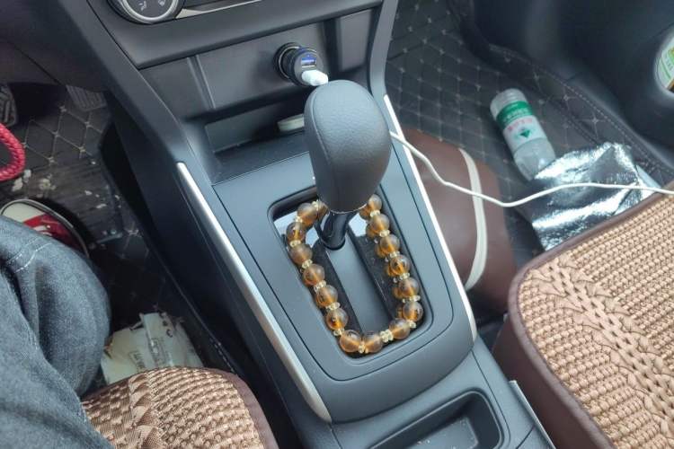 Used Nissan Sylphy 2024 Facelifted Three Classic 1.6XE CVT Comfort Edition Gear Lever