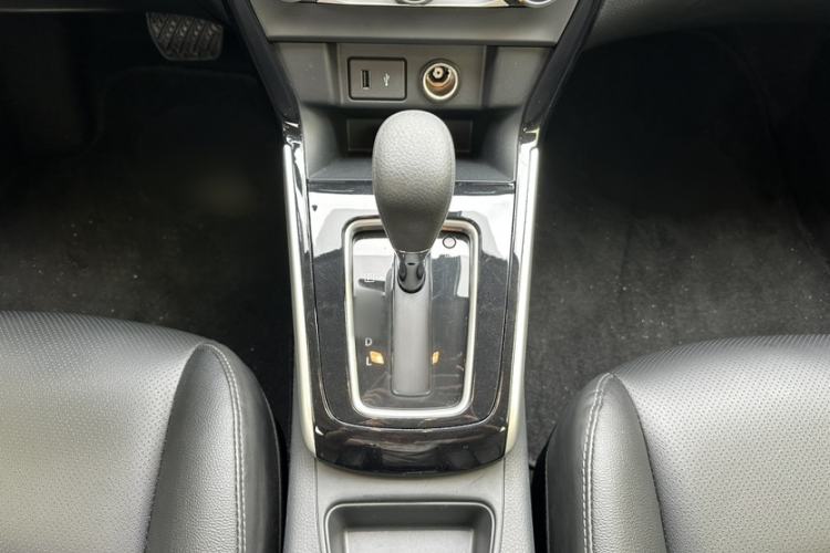 Used Nissan Sylphy 2024 Classic 1.6XL CVT Luxury Edition Gear Lever
