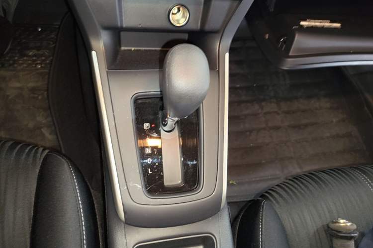 Used Nissan Sylphy 2024 Facelifted Three Classic 1.6XE CVT Comfort Edition Gear Lever