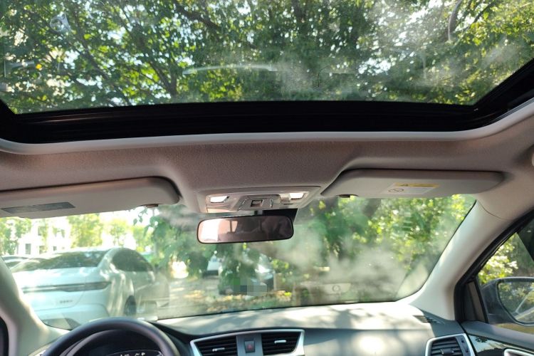 Used Nissan Sylphy 2024 Classic 1.6XL CVT Luxury Edition Headliner