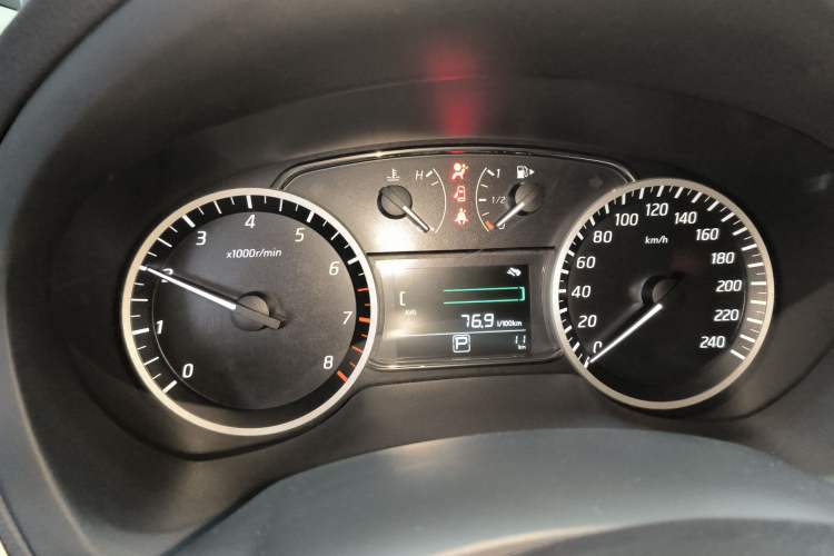 Used Nissan Sylphy 2024 Facelifted Three Classic 1.6XE CVT Comfort Edition Instrument Cluster