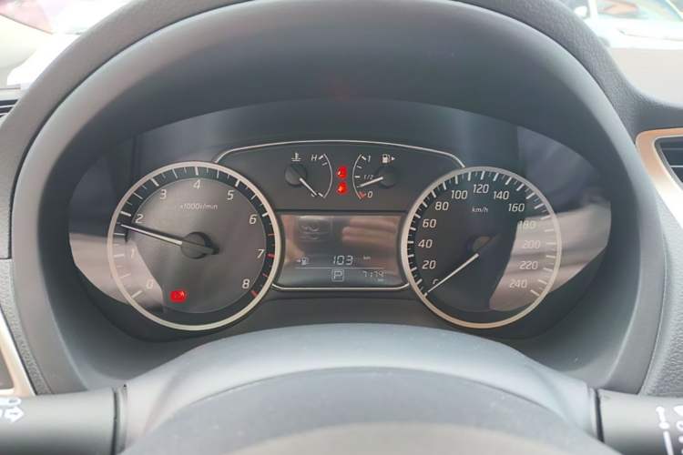 Used Nissan Sylphy 2024 Restyled Version 2 Classic 1.6XE CVT Comfort Edition Instrument Cluster
