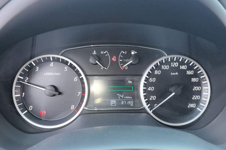 Used Nissan Sylphy 2024 Classic 1.6XE CVT Comfort Edition Instrument Cluster