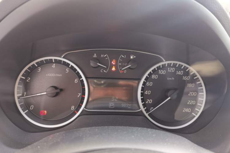 Used Nissan Sylphy 2024 Restyled Version 2 Classic 1.6XE CVT Comfort Edition Instrument Cluster