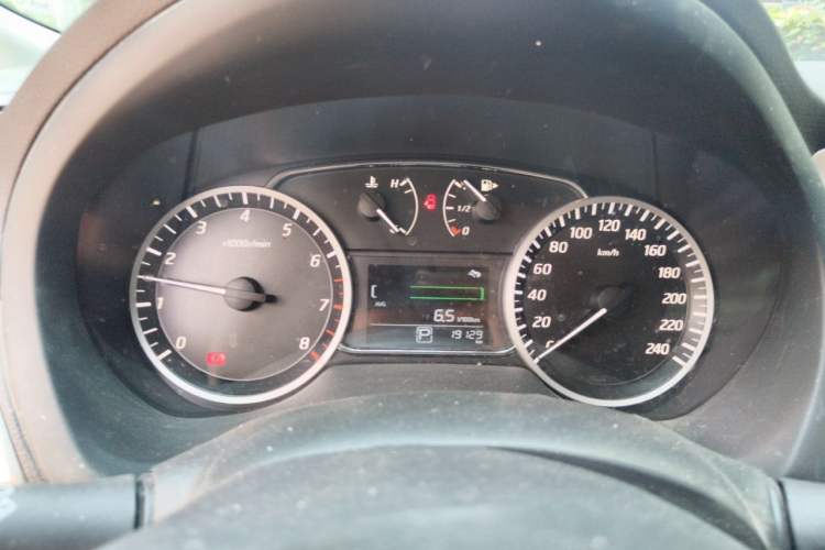 Used Nissan Sylphy 2024 Classic 1.6XE CVT Comfort Edition Instrument Cluster