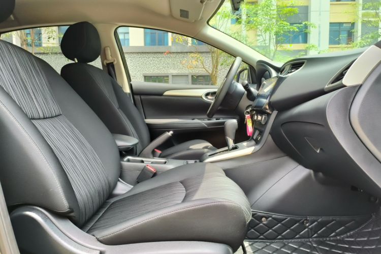 Used Nissan Sylphy 2024 Classic 1.6XE CVT Comfort Edition Interior 4