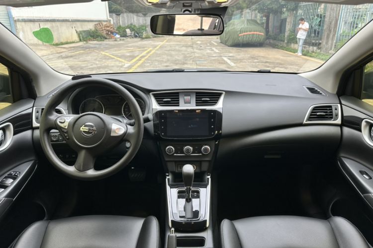Used Nissan Sylphy 2024 Classic 1.6XL CVT Luxury Edition Interior 5