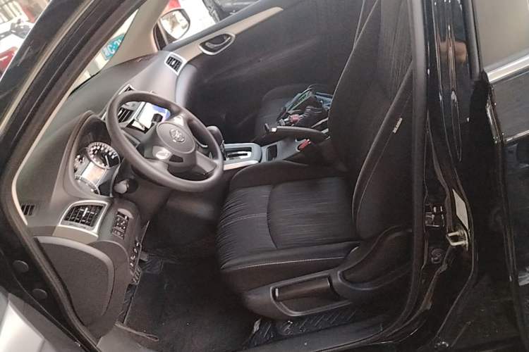 Used Nissan Sylphy 2024 Classic 1.6XE CVT Comfort Edition Left Front Seat