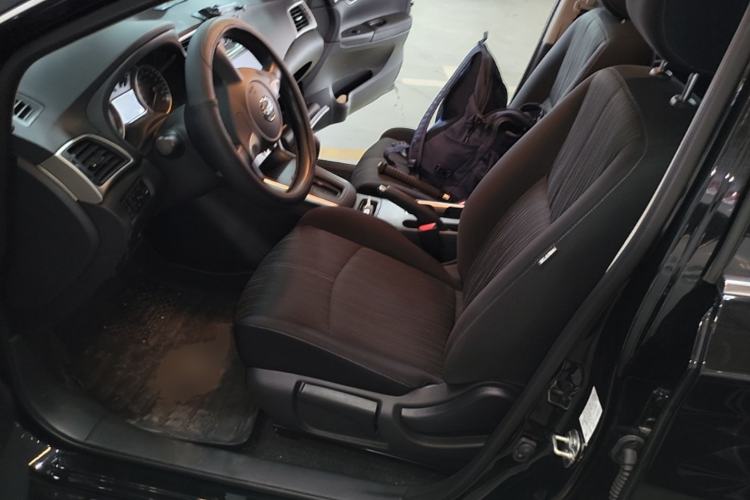 Used Nissan Sylphy 2024 Facelifted Three Classic 1.6XE CVT Comfort Edition Left Front Seat