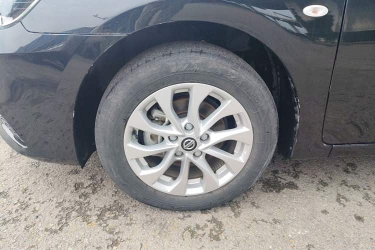 Used Nissan Sylphy 2024 Classic 1.6XE CVT Comfort Edition Left Front Wheel Hub