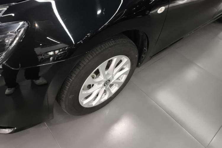 Used Nissan Sylphy 2024 Classic 1.6XE CVT Comfort Edition Left Front Wheel Hub