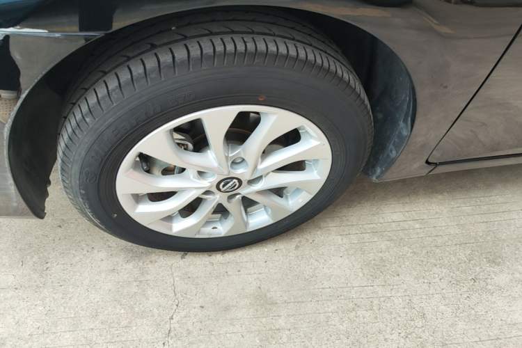 Used Nissan Sylphy 2024 Classic 1.6XL CVT Luxury Edition Left Front Wheel Hub