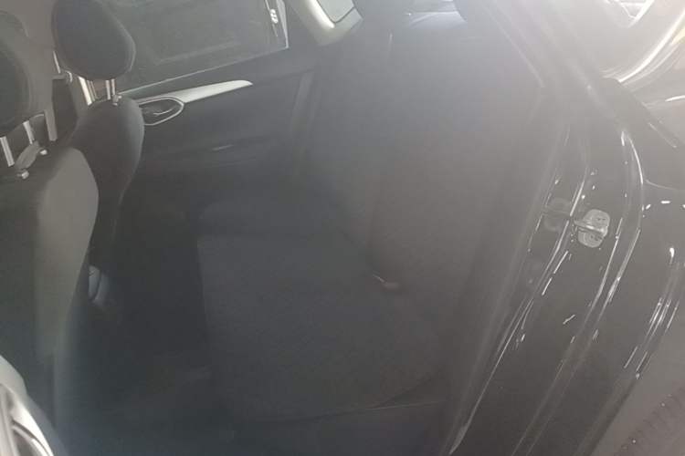 Used Nissan Sylphy 2024 Restyled Version 2 Classic 1.6XE CVT Comfort Edition Left Rear Seat
