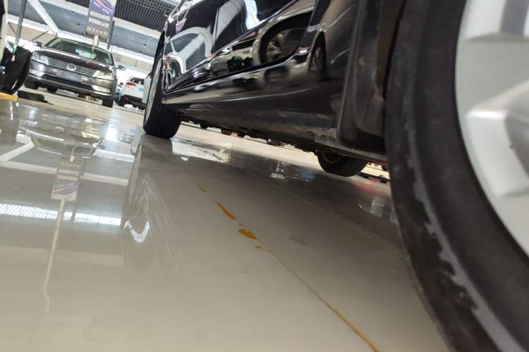 Used Nissan Sylphy 2024 Classic 1.6XE CVT Comfort Edition Left Side Sill