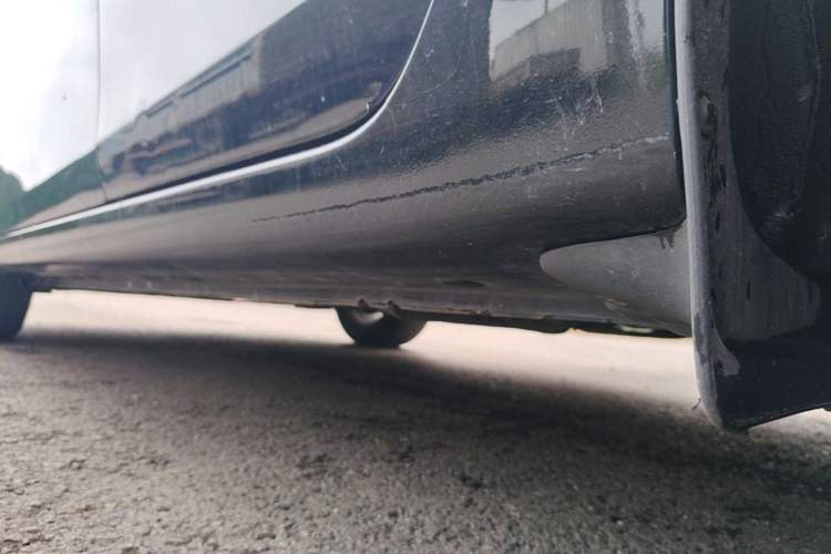 Used Nissan Sylphy 2024 Classic 1.6XE CVT Comfort Edition Left Side Sill