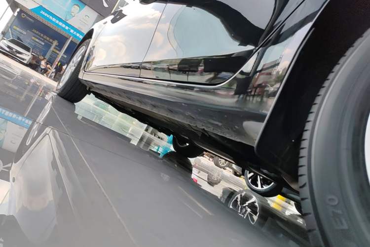 Used Nissan Sylphy 2024 Restyled Version 2 Classic 1.6XE CVT Comfort Edition Left Side Sill
