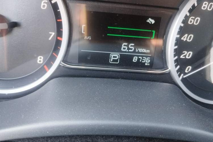 Used Nissan Sylphy 2024 Restyled Version 2 Classic 1.6XE CVT Comfort Edition Odometer Close Up