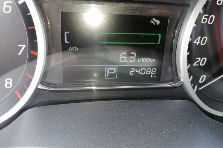 Used Nissan Sylphy 2024 Revised Version Classic 1.6XE CVT Comfort Edition Odometer Close Up