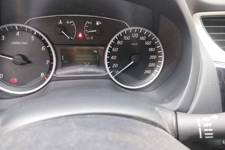 Used Nissan Sylphy 2024 Classic 1.6XE CVT Comfort Edition Odometer Close Up