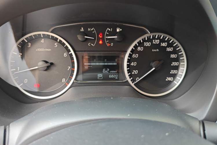 Used Nissan Sylphy 2024 Facelifted Three Classic 1.6XE CVT Comfort Edition Odometer Close Up