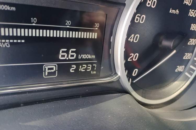 Used Nissan Sylphy 2024 Revised Version Classic 1.6XE CVT Comfort Edition Odometer Close Up